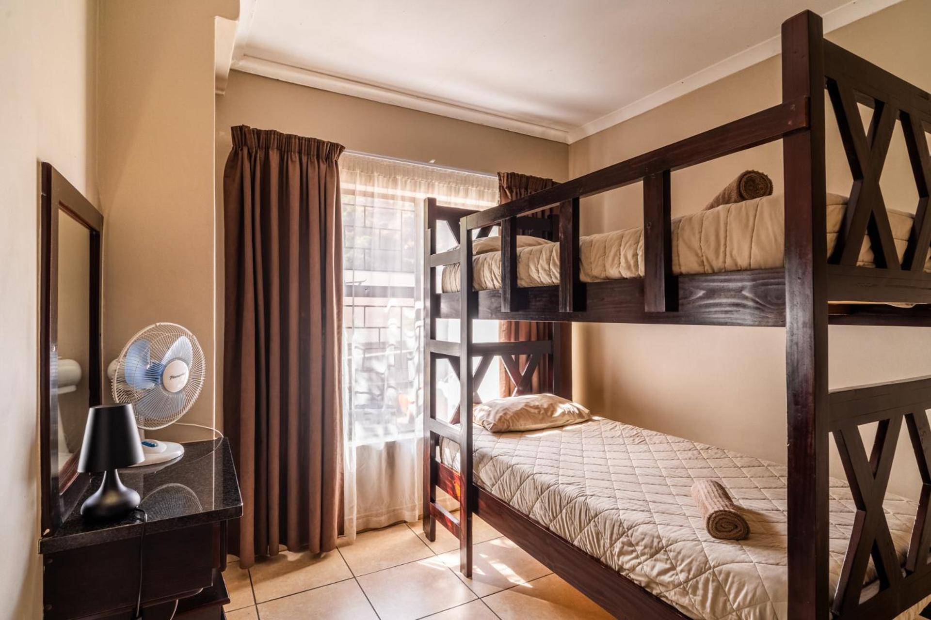 Hotel Atkv Klein-Kariba à Bela-Bela Extérieur photo